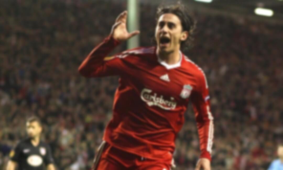 Former Roma midfielder Alberto Aquilani confesses behind the scenes of his move to Liverpool... 'I couldn't see myself moving away from Roma