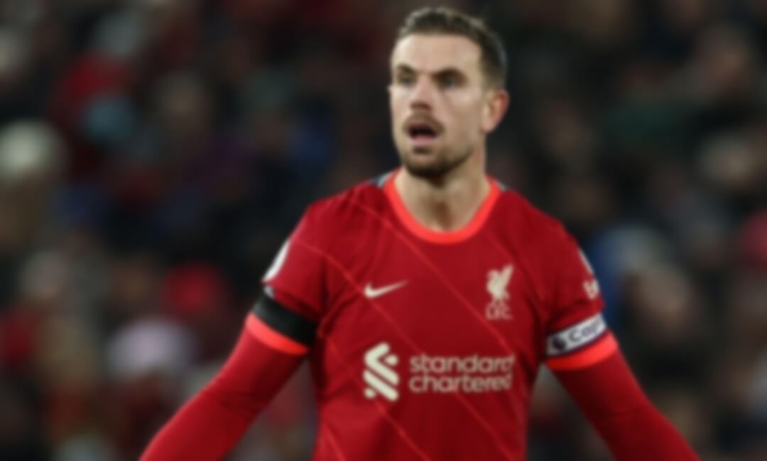 Liverpool midfielder Jordan Henderson has complained about the decision to stay in the Premier League: "No one is taking the players' health seriously