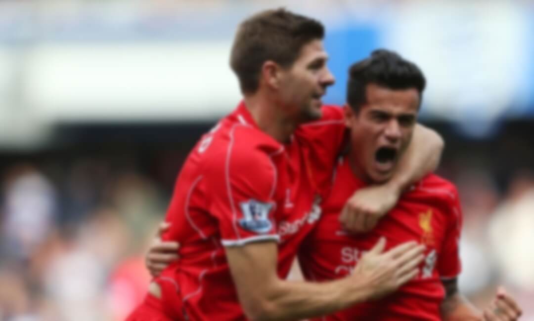 Steven Gerrard reaches out to former Liverpool midfielder Philippe Coutinho as he struggles at Barcelona