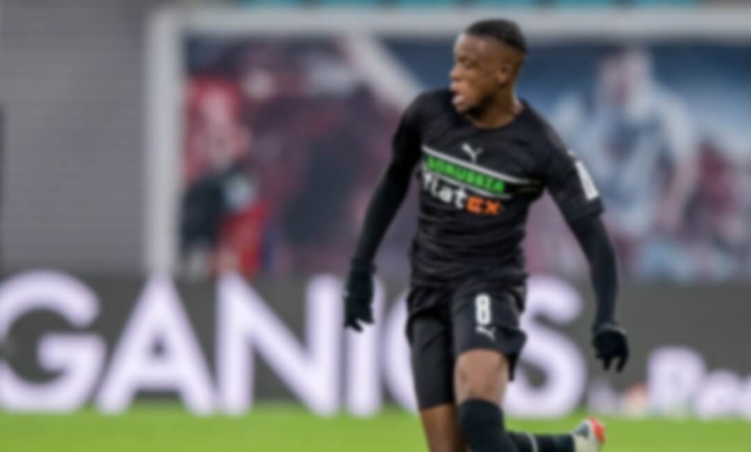 Manchester U, Liverpool, Dortmund and Bayern are the "four" clubs in the hunt for Swiss midfielder Denis Zakaria this winter