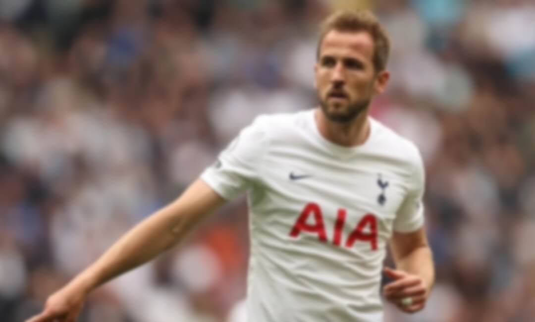 The former Ireland forward suggests Liverpool to sign Tottenham Hotspur FW Harry Kane