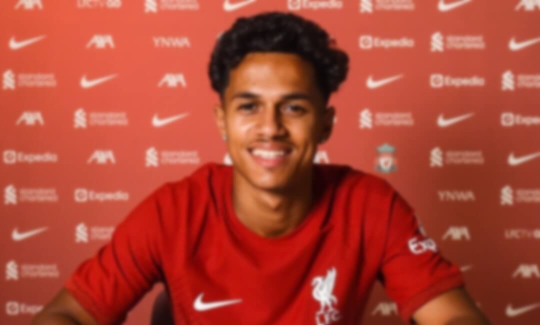 Portugal U-21 midfielder Fabio Carvalho officially joins Liverpool! His number will be "28"