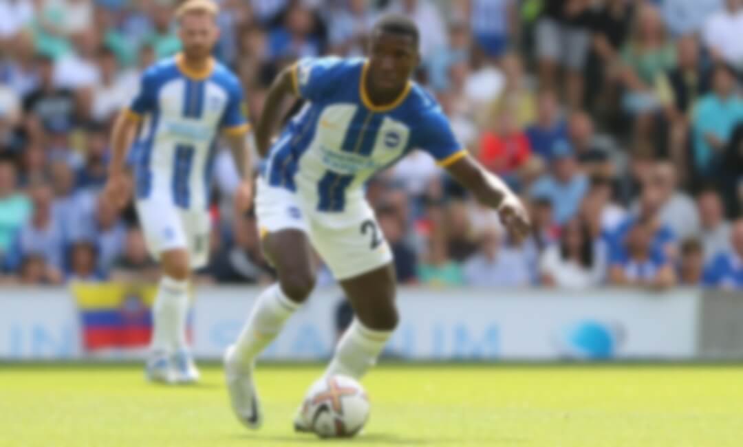 Liverpool are in the game too! Chelsea, Juventus and Barcelona are all in the battle for Brighton midfielder Moises Caicedo...