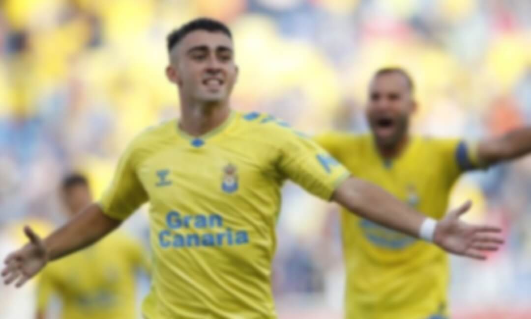 Las Palmas midfielder Alberto Moreiro battle to break out this winter! Liverpool and Barcelona interested?