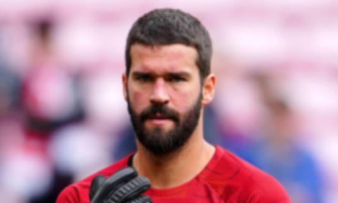 Reading the situation is the key...Alisson Becker speaks on the art of saving in one-on-one situations