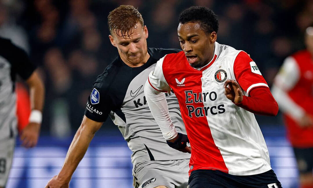 Feyenoord midfielder Quinten Timber could be on the move to Liverpool...Italian journalist suggests