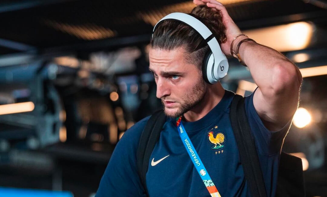 Manchester United also interested...French midfielder Adrien Rabiot in talks for a move to Liverpool