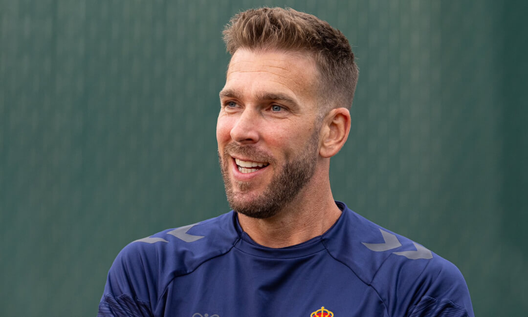 Arne Slot wanted him to stay...Former Liverpool goalkeeper Adrian, who is returning to Real Betis, reveals his feelings