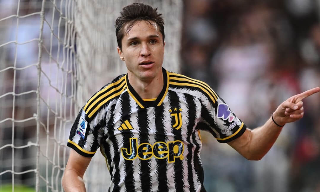 Liverpool consider bringing in Italian international Federico Chiesa as contact made with Juventus