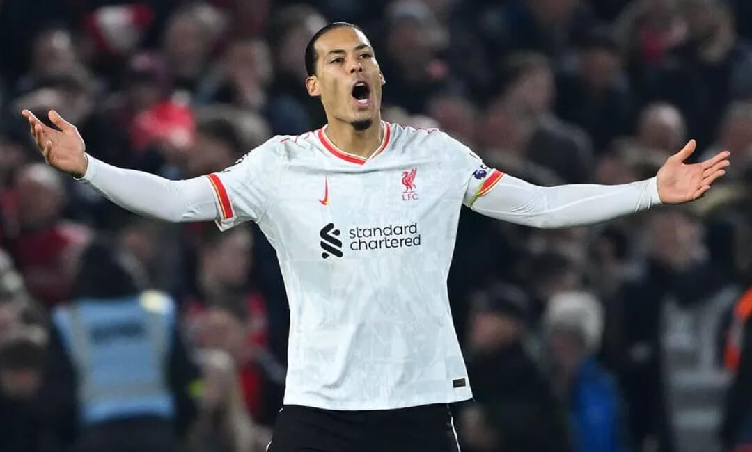 Al Hilal president arrives in London...Negotiations to start for Liverpool defender Virgil Van Dijk