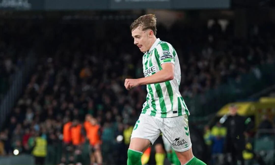 Liverpool interested in 19-year-old Real Betis winger Jesús Rodríguez with a price tag of €50m