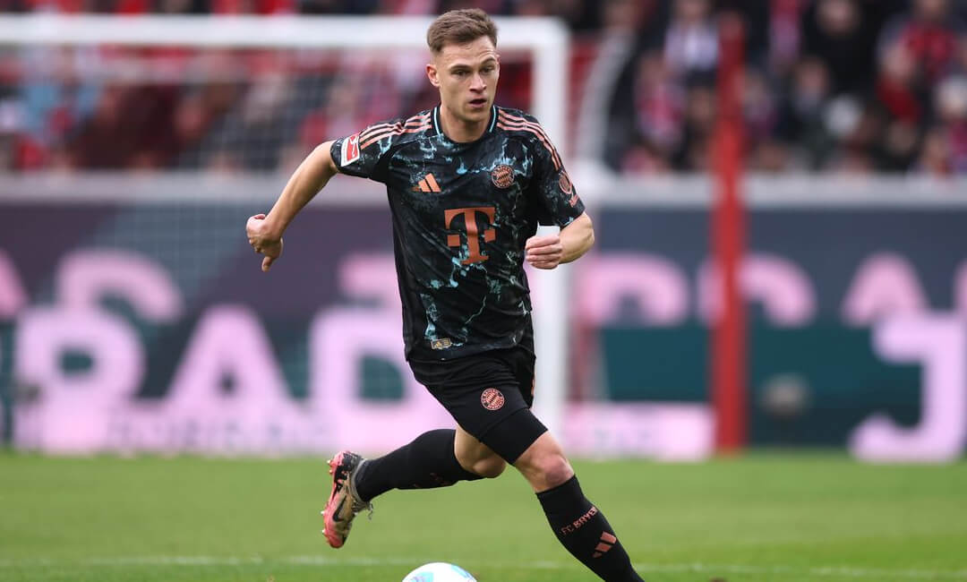 Liverpool start talks with German midfielder Joshua Kimmich, who is close to leaving Bayern Munich