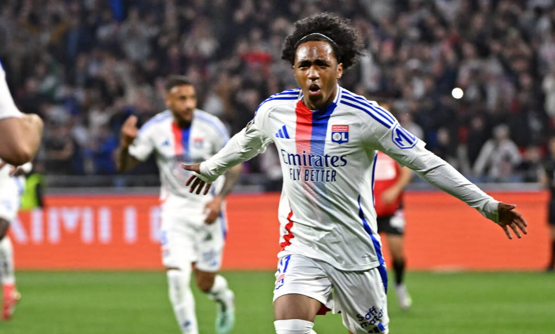 バルセロナ移籍の “噂” 飛び交うルイス・ディアスの代役として、リヨンFWマリック・フォファナに照準を絞る！？