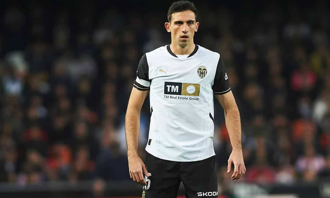 リバプール、ファンダイク後継者確保に向けた計画始動？バレンシアの23歳DFセサル・タレガに熱視線か…