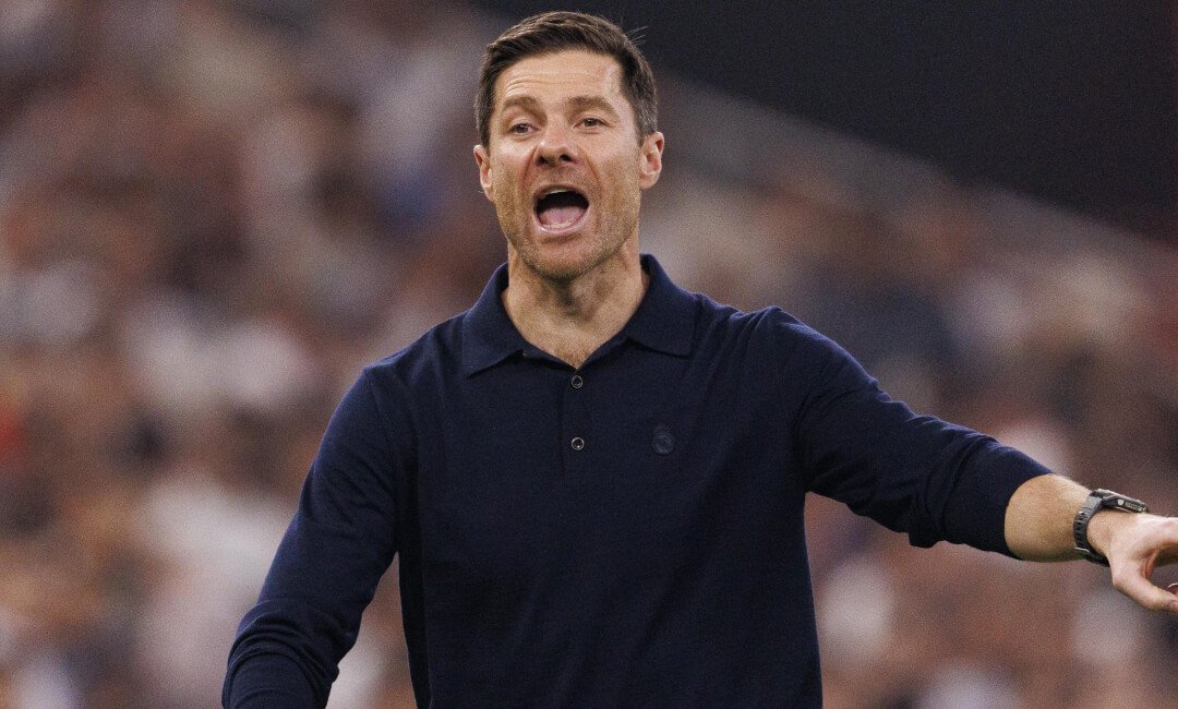 リバプール、レアル・マドリード退任したばかりのシャビ・アロンソに正式打診か！？