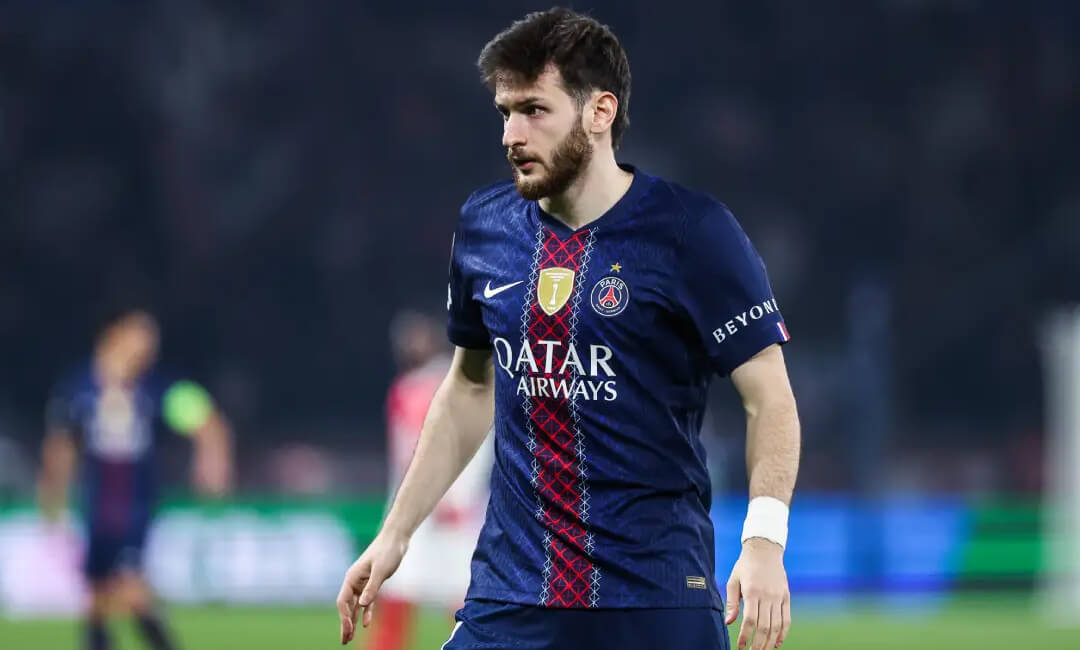 サラーの後釜か、ガクポのライバルか…リバプールがフヴィチャ・クヴァラツヘリアへの関心を継続か！？