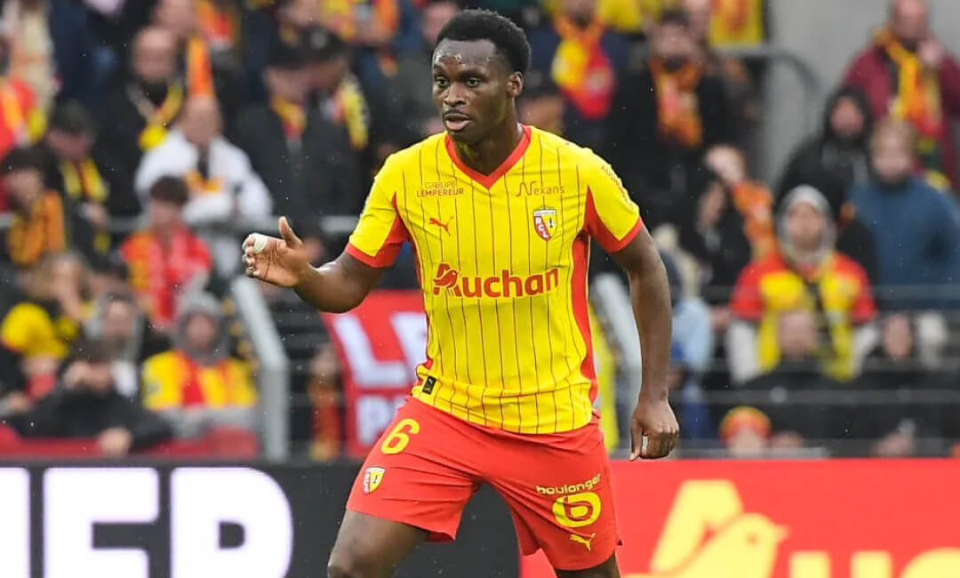 ファンダイクの年齢、コナテの契約…オーストリア代表DFサムソン・ベイドゥーを巡り、リバプールがマンCと火花を散らす！？