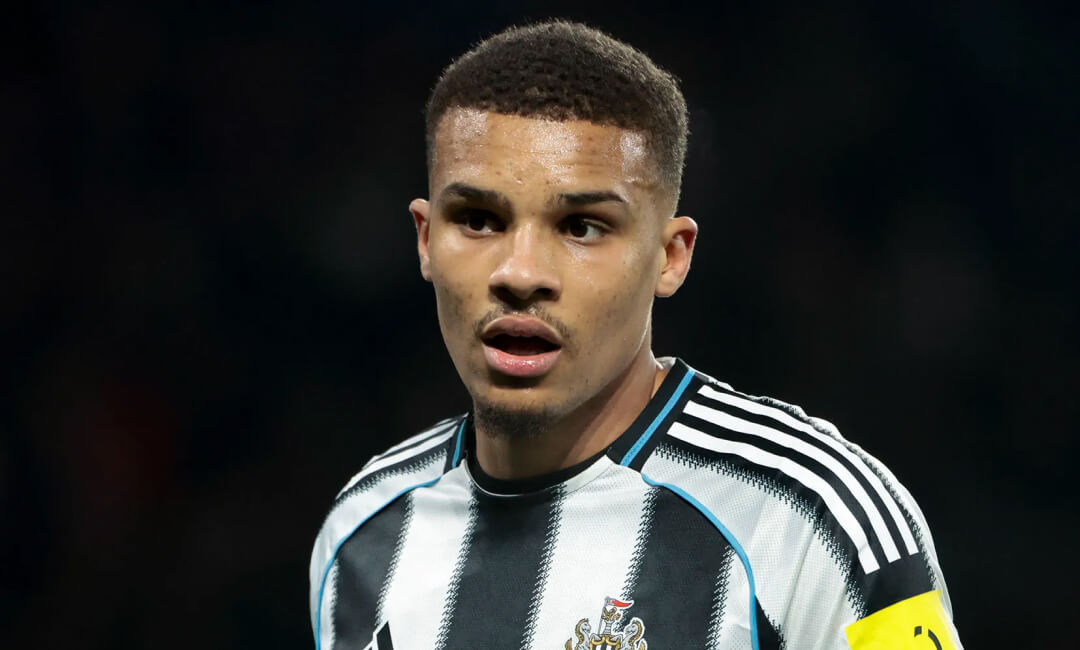 リバプールのセンターバック補強戦略に、ニューカッスル・ユナイテッドDFマリック・チャウが浮上！？